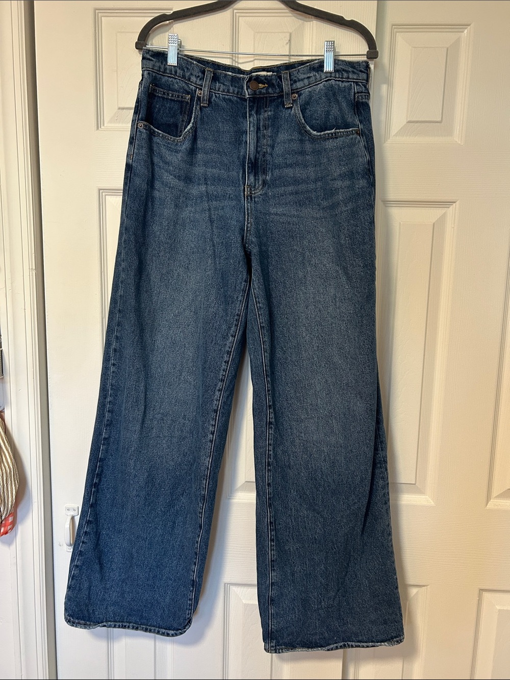Oliver Logan Wide-Leg Jeans in Dark Blue